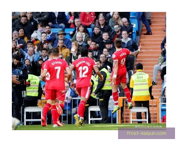 西甲埃尔切前锋线状态回暖，球队进攻表现值得关注